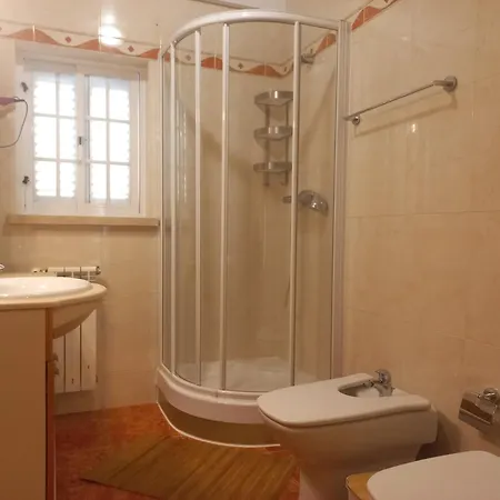 Cozy Private In - Independent Entrance - No Sharing Areas Πανσιόν Ναζαρέ